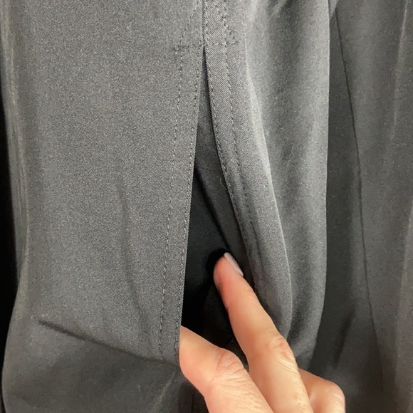 DKNY black button up doubled breasted waterproof trench coat with front pockets - Picture 3 of 13